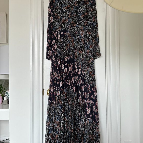 Mikael Aghal Pleated Floral-Print Crinkled Georgette Gown Midnight Blue Size 10 - Picture 5 of 7